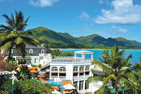 Seychellen Hotel L'Archipel Praslin Unterkunft Boutique Hotel tropische Vegetation